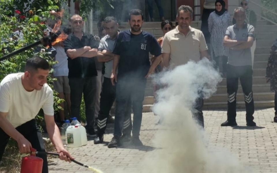 Kayapınar’da Kamu Personeline Kritik Afet ve Yangın Eğitimi